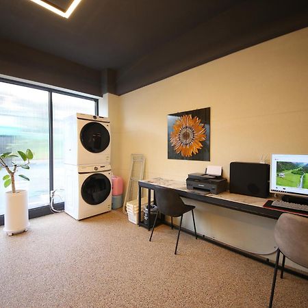 Brown Dot Hotel Sinan Gwangju Metropolitan City Екстер'єр фото