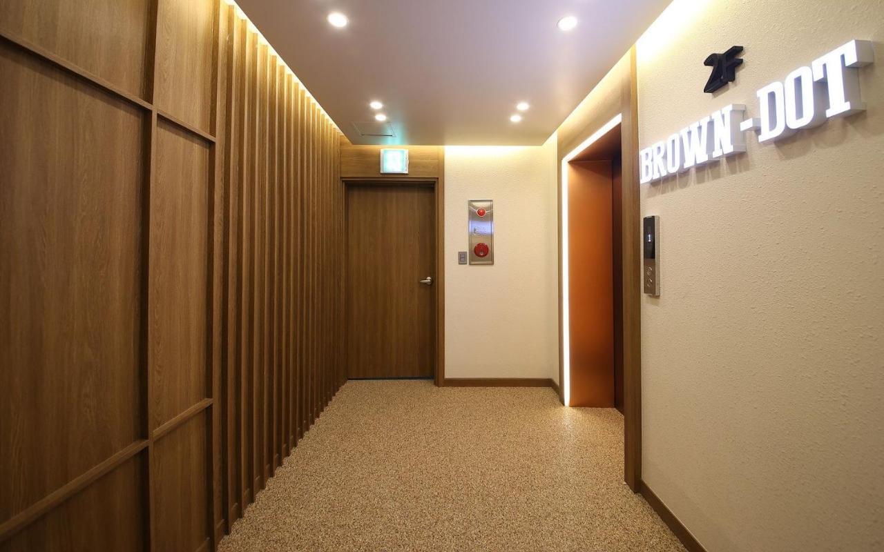 Brown Dot Hotel Sinan Gwangju Metropolitan City Екстер'єр фото