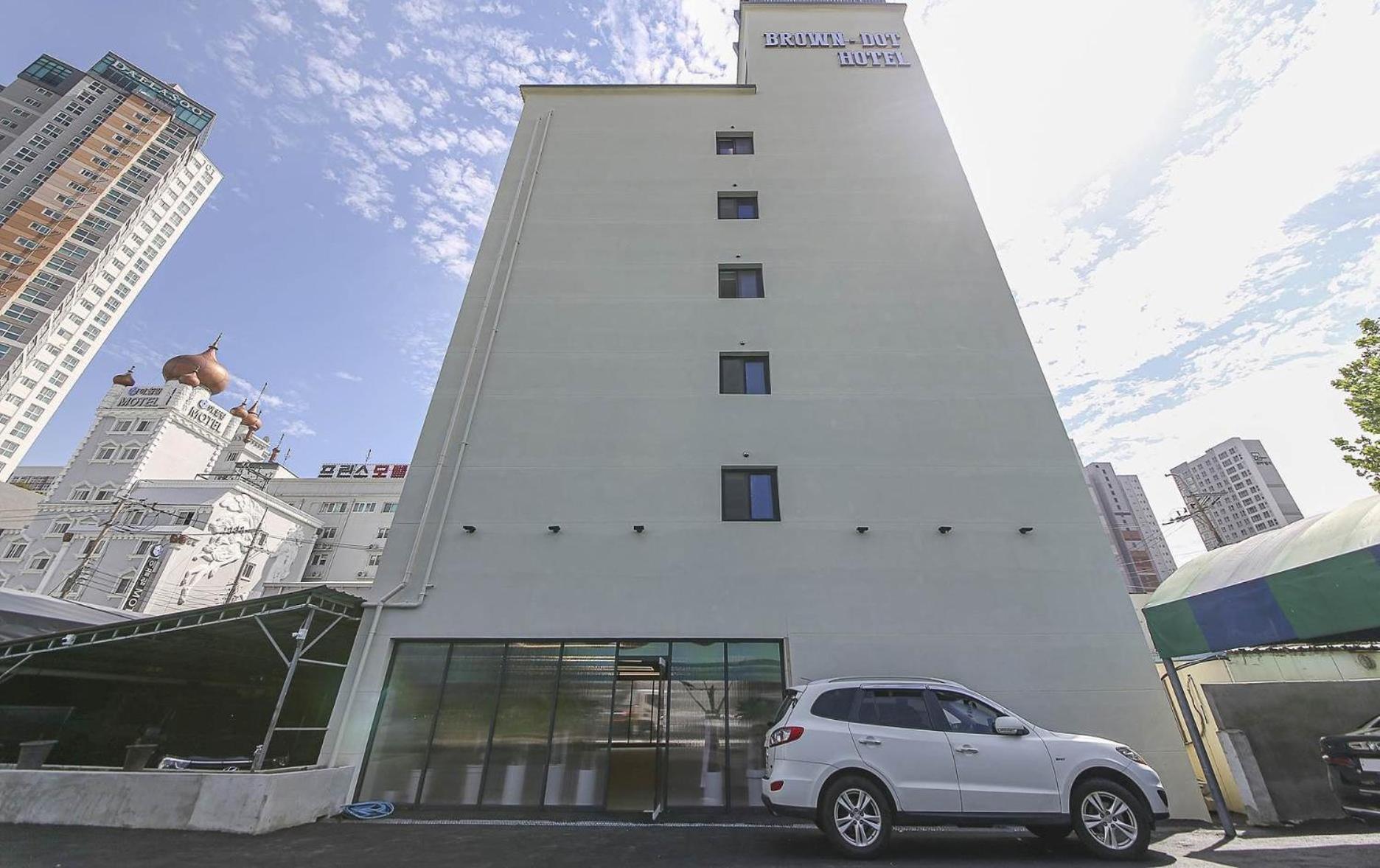 Brown Dot Hotel Sinan Gwangju Metropolitan City Екстер'єр фото